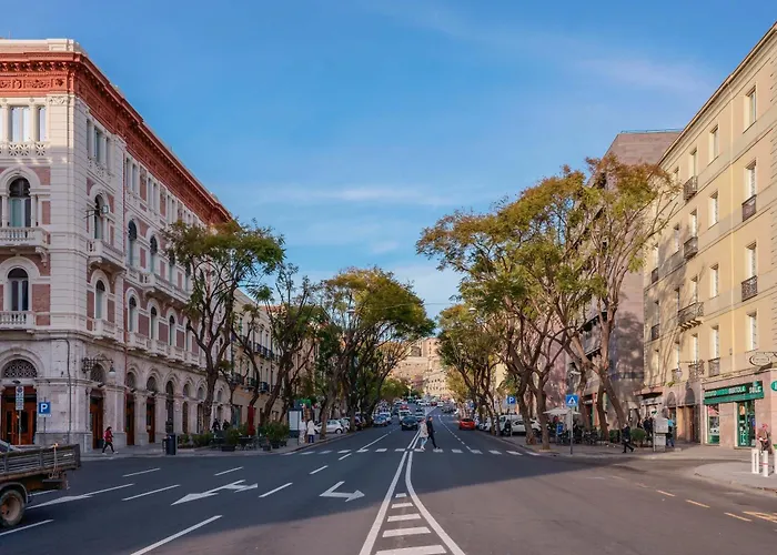 Cagliari Magica Bellissimo Appartamento & Suite In Centro