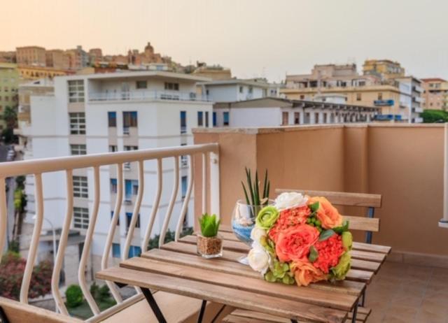 Magica Bellissimo & In Centro Apartment Cagliari